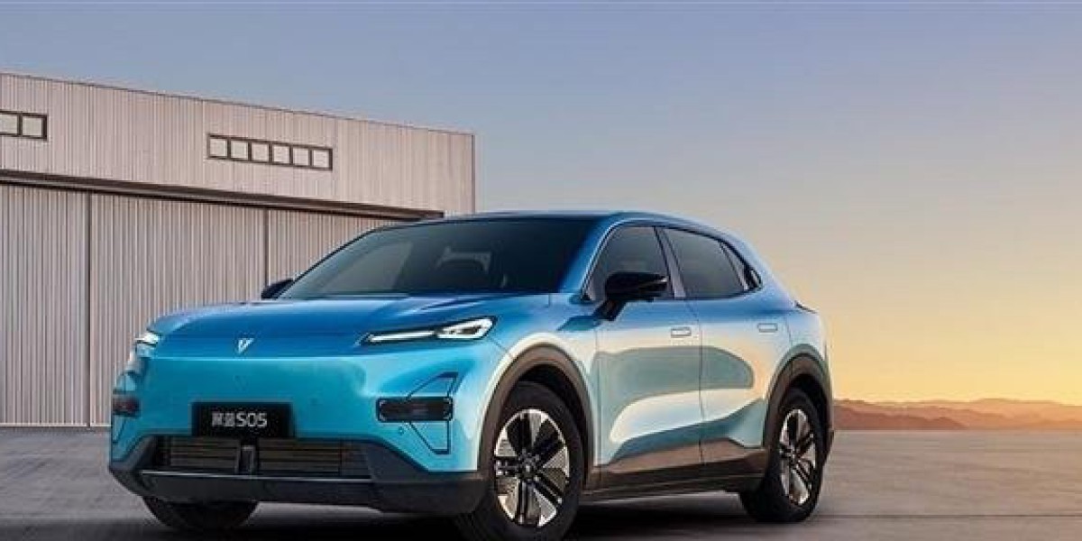 深蓝S05超长续航版发布：纯电续航620km 15分钟充至80%