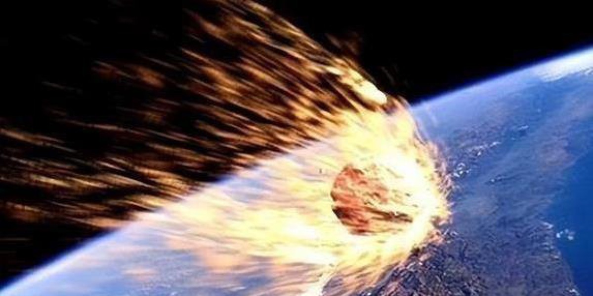 小行星直撞地球会怎样？直径千米威力惊人，人类能挡住吗？