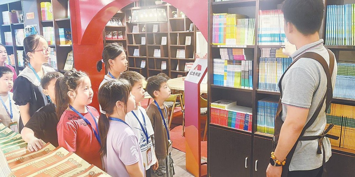多彩暑期活动点亮孩子成长路