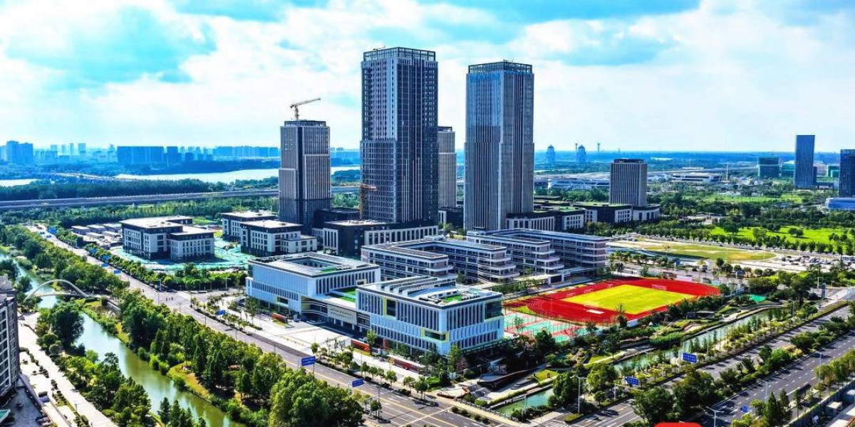 扬州市年度重点民生工程和新城核心教育项目，扬州中学树人教育集团新城校区今秋将迎新生