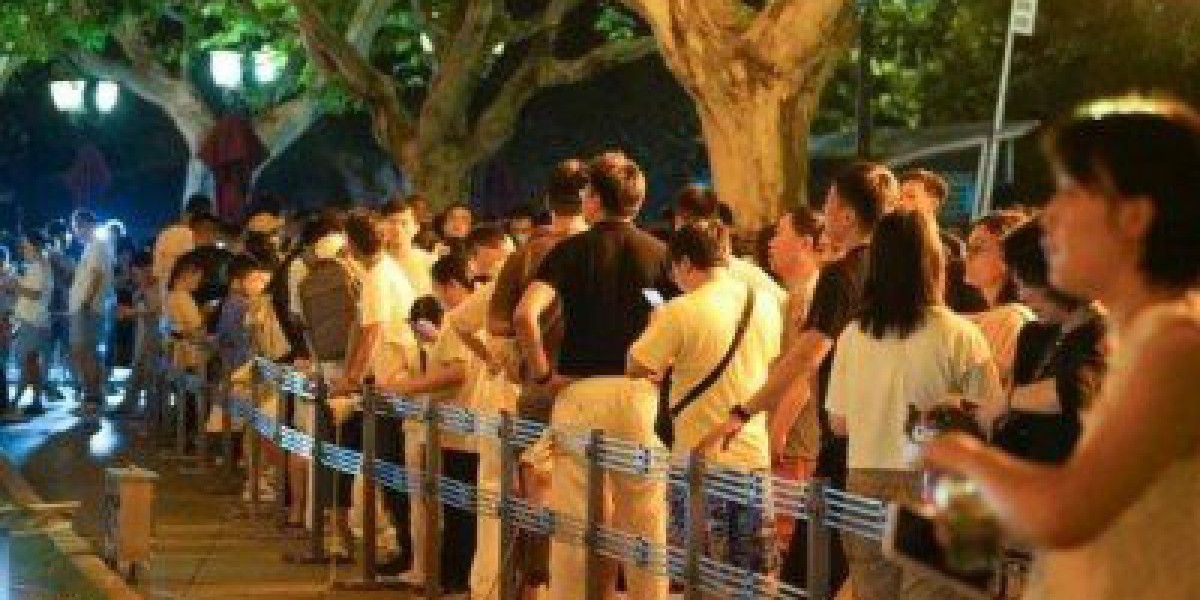 上海博物馆古埃及展夜场火爆，市民熬夜学习，法老“加班”一年狂赚7亿