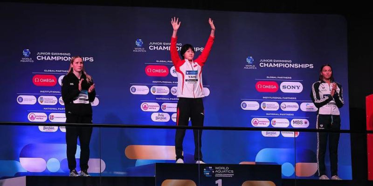 游泳｜杨佩琪摘五金一银一铜 荣膺世青赛最有价值女运动员
