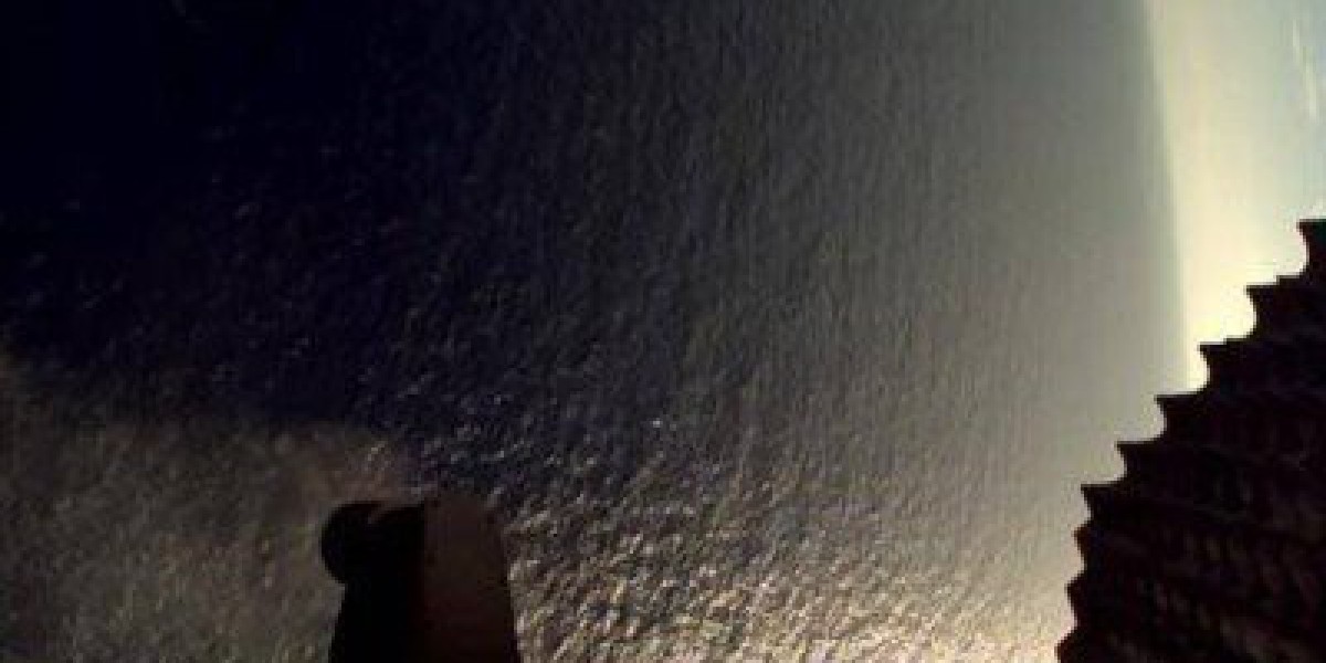 SpaceX星舰试飞新突破：十飞成功，海上溅落伴璀璨“烟花”庆典