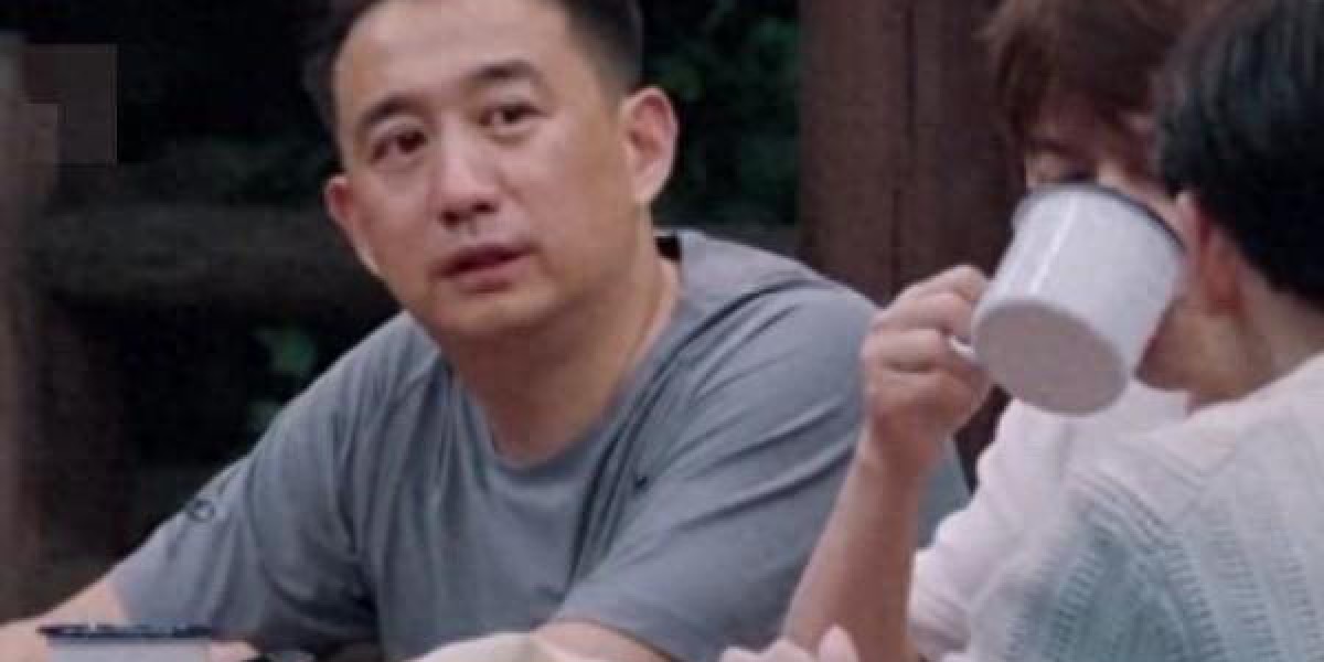 钱多有什么用？大把吃药，睡觉戴呼吸机的黄磊给所有人都提了个醒
